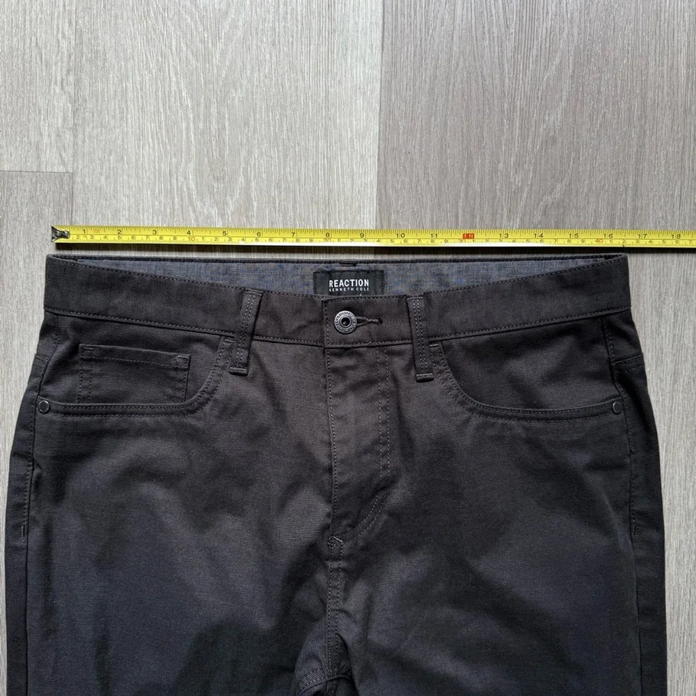 Kenneth Cole Reaction Grey Chinos 32 30